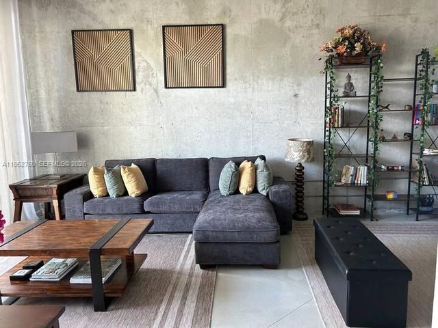 2001 Biscayne Blvd 3401, Miami, FL 33137