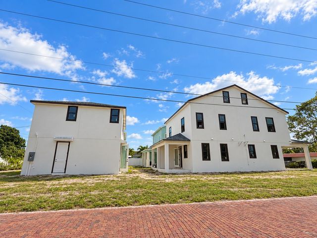 6185 1ST AVENUE N, St Petersburg, FL 33710