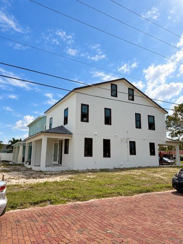 6185 1ST AVENUE N, St Petersburg, FL 33710
