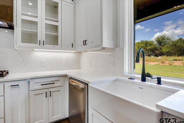 274 County Road 4119, Jacksonville, TX 75766