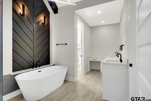 274 County Road 4119, Jacksonville, TX 75766