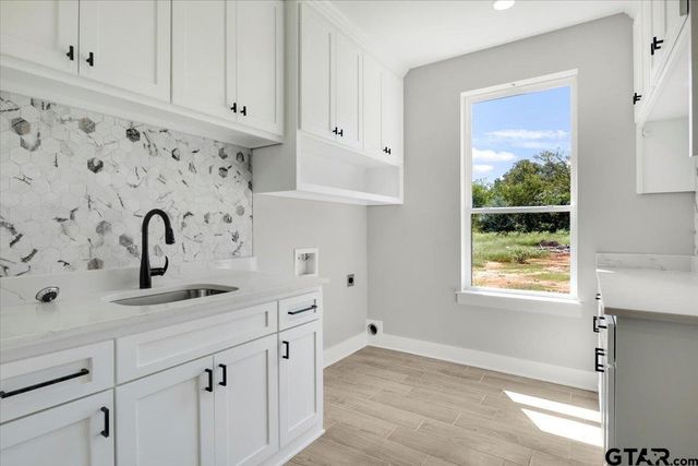 274 County Road 4119, Jacksonville, TX 75766