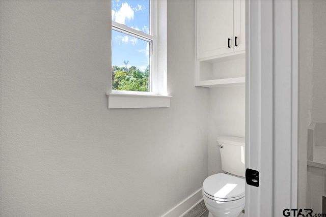 274 County Road 4119, Jacksonville, TX 75766