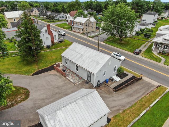511 E MOLER AVE, Martinsburg, WV 25404