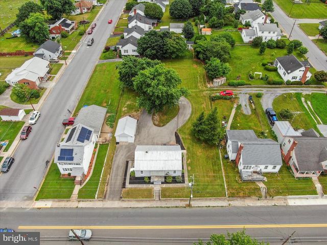 511 E MOLER AVE, Martinsburg, WV 25404