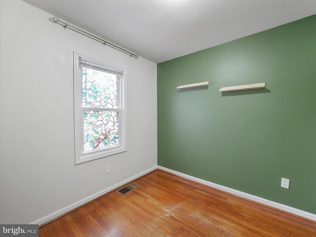 511 E MOLER AVE, Martinsburg, WV 25404