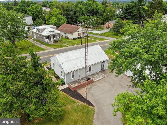 511 E MOLER AVE, Martinsburg, WV 25404
