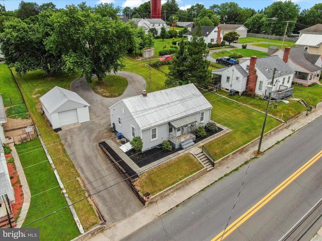 511 E MOLER AVE, Martinsburg, WV 25404
