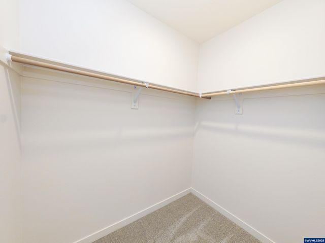 3857-3861 Village Center Dr SE, Salem, OR 97302