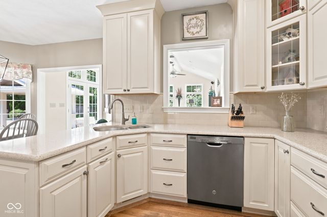 7598 Timber Springs Drive S, Fishers, IN 46038