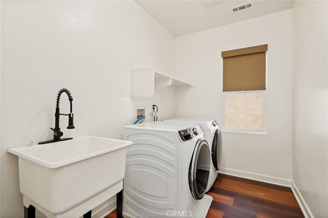 107 Cambria Court, Pomona, CA 91766