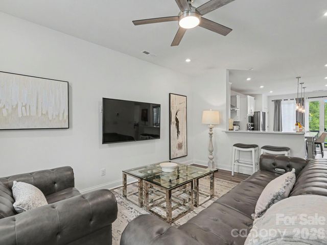 2110 Magnolia Blossom Way, Charlotte, NC 28211