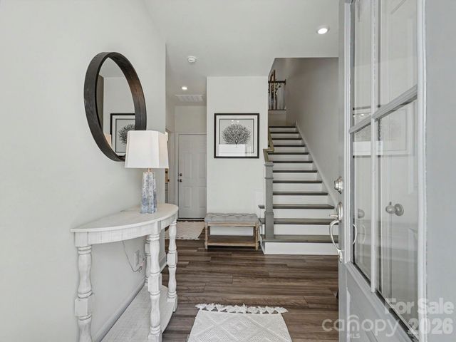 2110 Magnolia Blossom Way, Charlotte, NC 28211