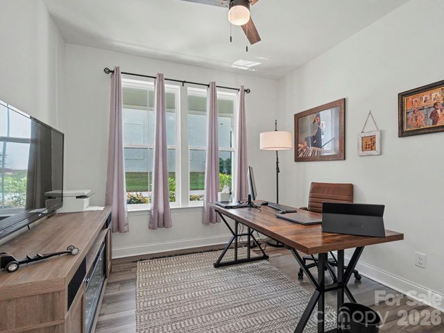 2110 Magnolia Blossom Way, Charlotte, NC 28211