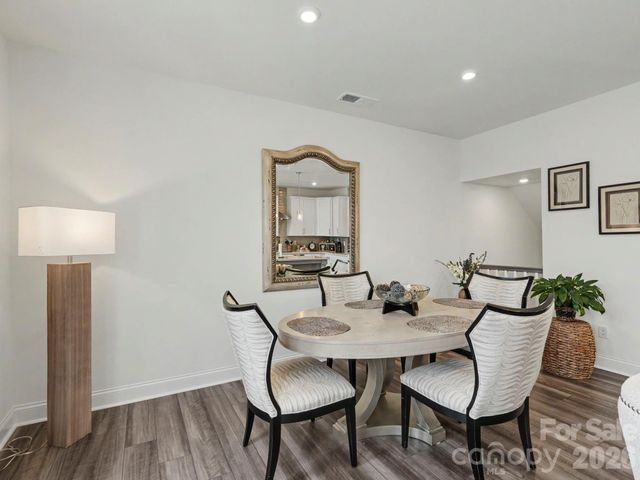 2110 Magnolia Blossom Way, Charlotte, NC 28211