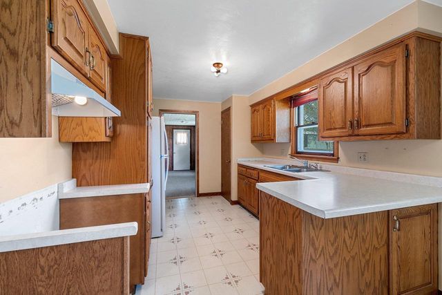 1648 VIEW LANE, Green Bay, WI 54313