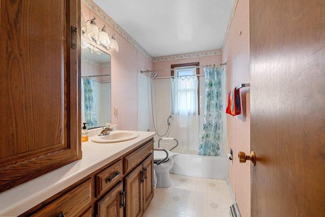1648 VIEW LANE, Green Bay, WI 54313
