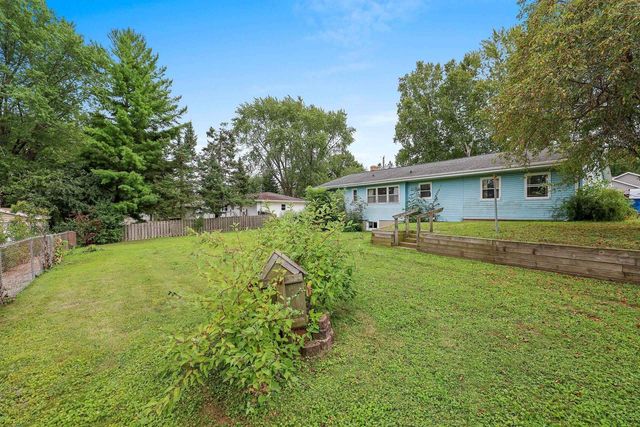1648 VIEW LANE, Green Bay, WI 54313