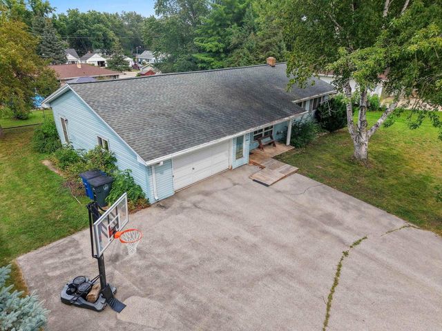 1648 VIEW LANE, Green Bay, WI 54313