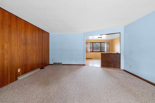 1648 VIEW LANE, Green Bay, WI 54313