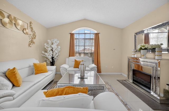 4524 SETTLEMENT CIRCLE, Orlando, FL 32818