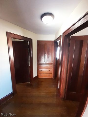 1512 Middle Avenue, Elyria, OH 44035