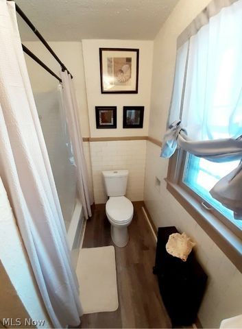 1512 Middle Avenue, Elyria, OH 44035