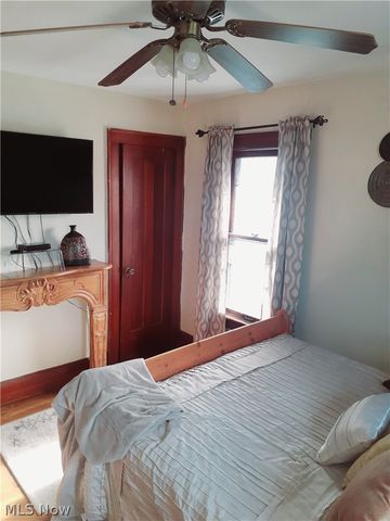 1512 Middle Avenue, Elyria, OH 44035