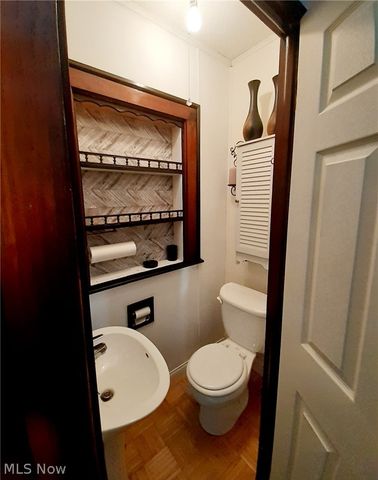 1512 Middle Avenue, Elyria, OH 44035