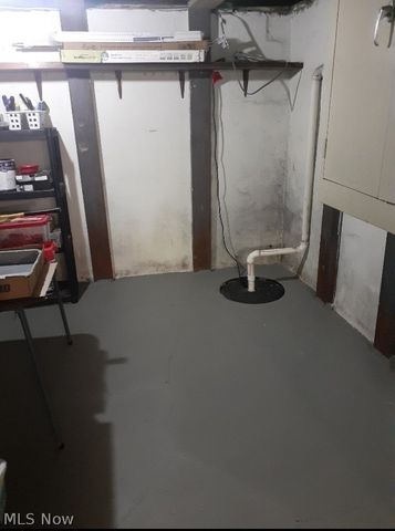 1512 Middle Avenue, Elyria, OH 44035