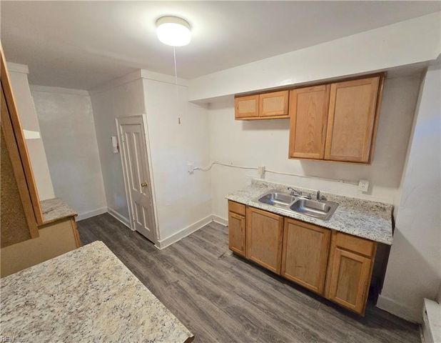 3 Emmons PL # 3, Portsmouth, VA 23702