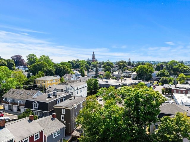 6 Colonial Court, Marblehead, MA 01945