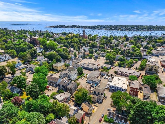 6 Colonial Court, Marblehead, MA 01945