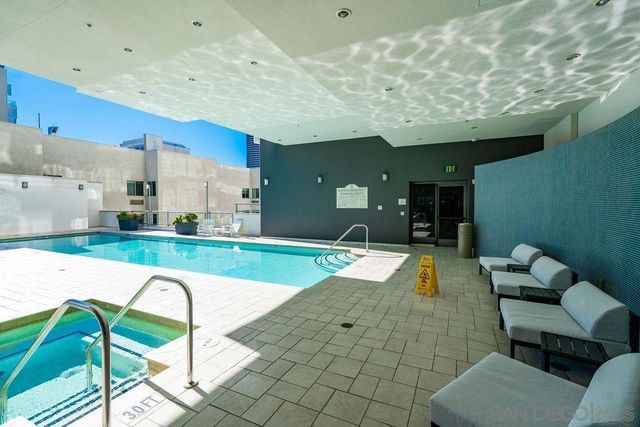 575 6th ave 707, San Diego, CA 92101