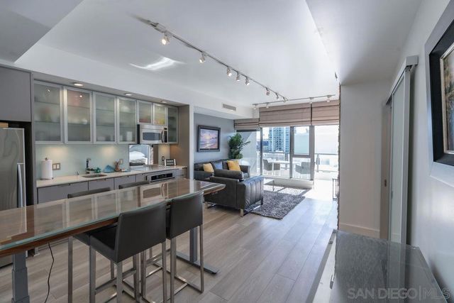 575 6th ave 707, San Diego, CA 92101