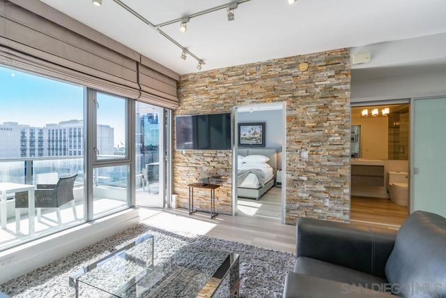 575 6th ave 707, San Diego, CA 92101