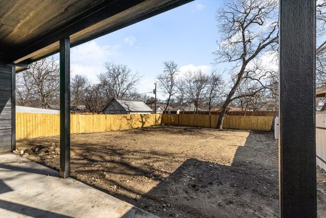 1608 Lee Avenue, Fort Worth, TX 76164