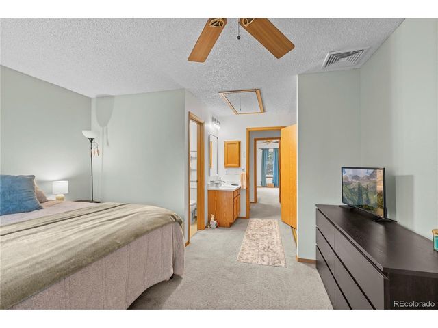 1242 S Idalia St, Aurora, CO 80017