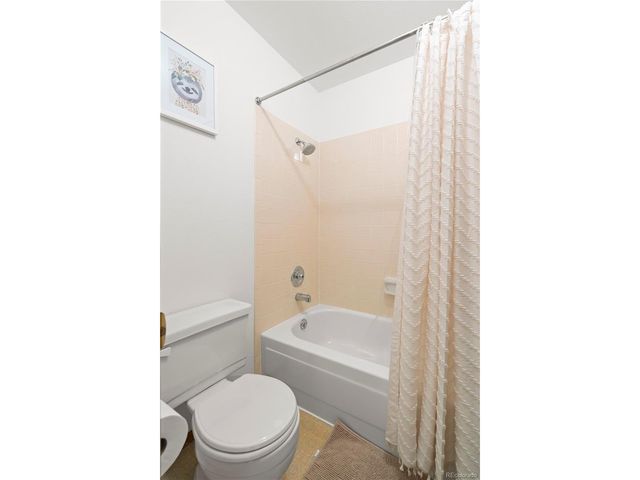 1242 S Idalia St, Aurora, CO 80017