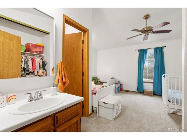 1242 S Idalia St, Aurora, CO 80017