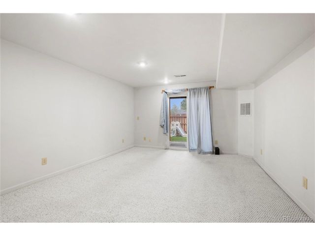 1242 S Idalia St, Aurora, CO 80017