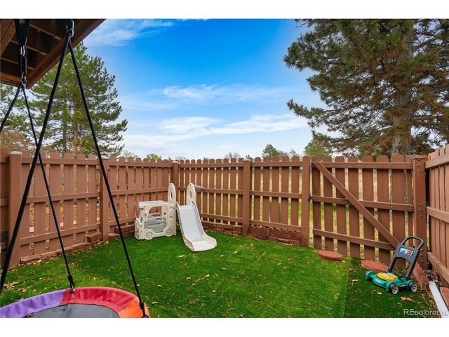 1242 S Idalia St, Aurora, CO 80017