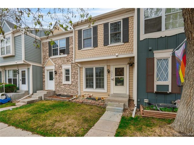 1242 S Idalia St, Aurora, CO 80017