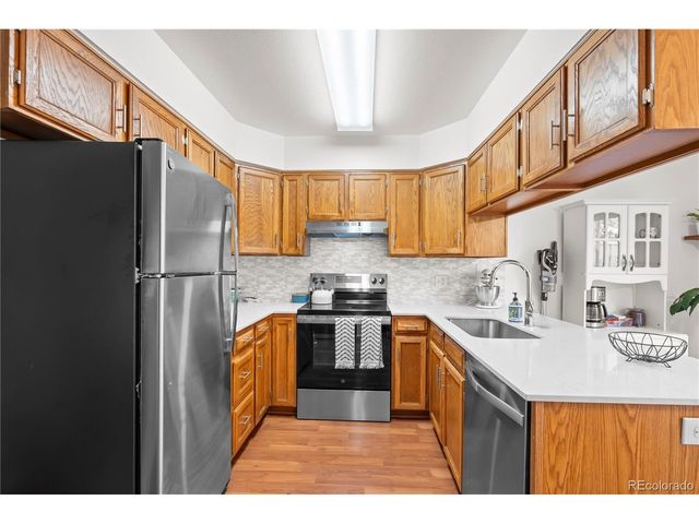 1242 S Idalia St, Aurora, CO 80017