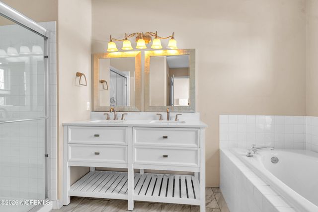 109 Daniele Drive 4605, Ocean Twp, NJ 07712