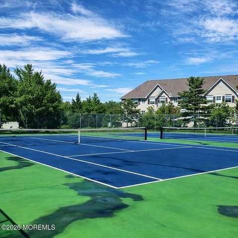 109 Daniele Drive 4605, Ocean Twp, NJ 07712