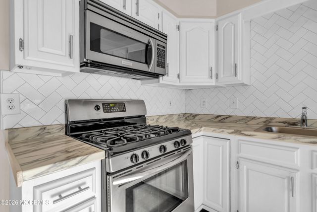 109 Daniele Drive 4605, Ocean Twp, NJ 07712