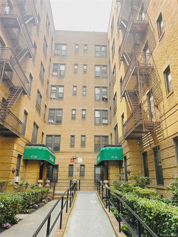 37-16 83rd Street 6G, Jackson Heights, NY 11372 — photo 2