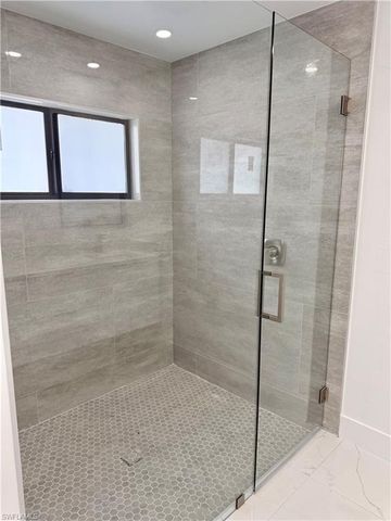 3611 21st ST SW, Lehigh Acres, FL 33976