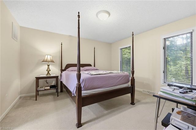 1021 Benjamin Parkway, Greensboro, NC 27408